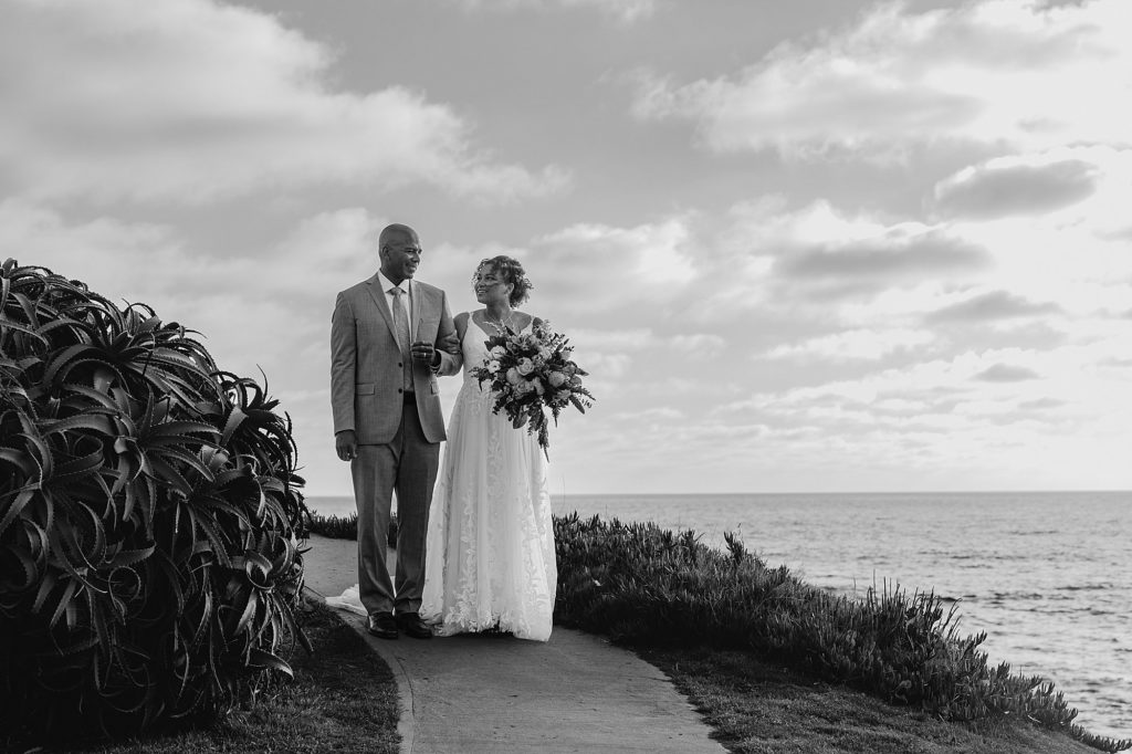 father walks daughter down the aisle in san diego wedding