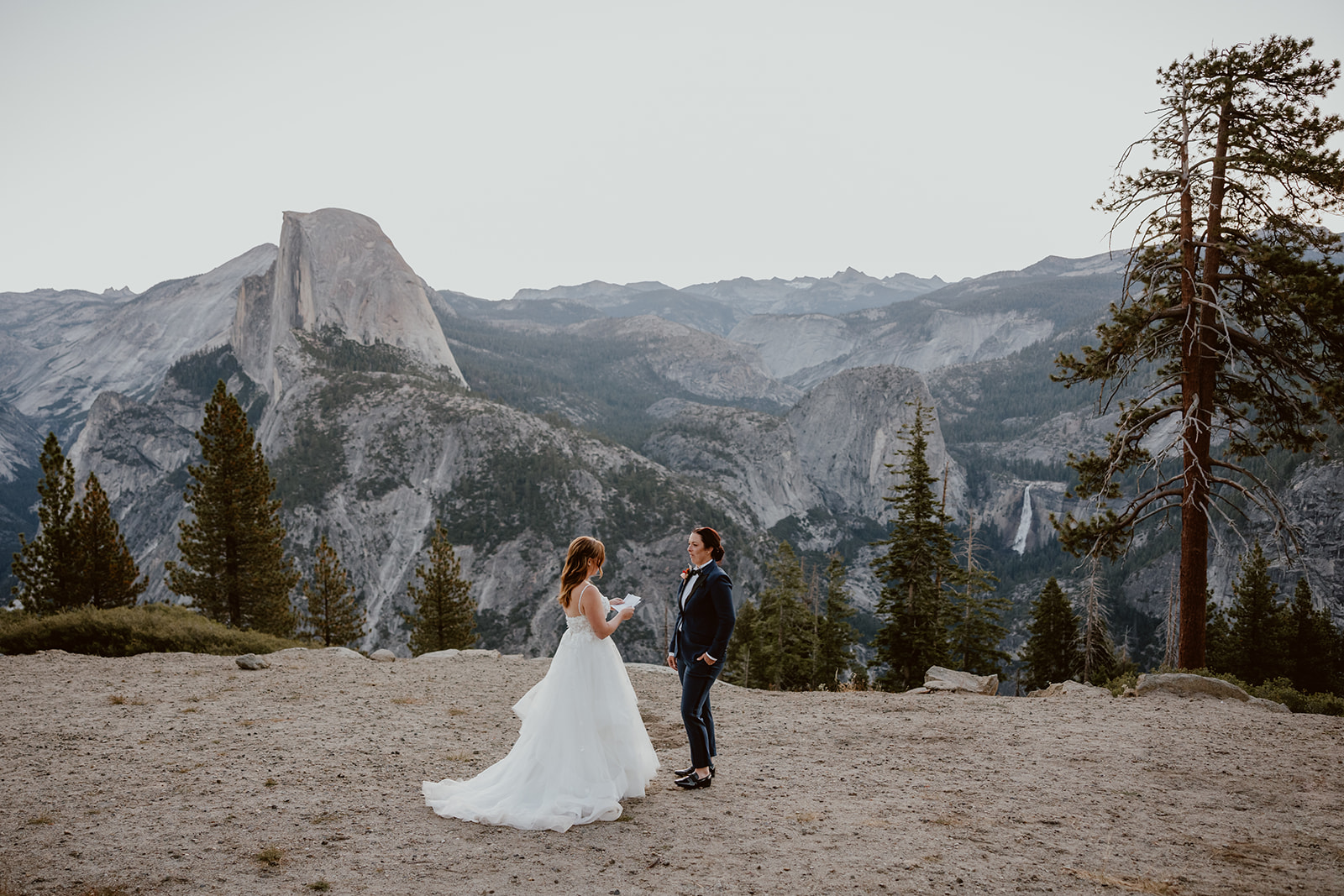 stay golden collective Yosemite elopement photographers